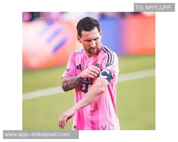 恩里克祝贺梅西布斯克茨阿尔巴夺冠并赞扬他们的辉煌成就