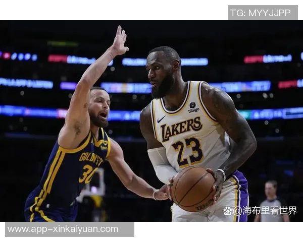 勇士阵容虽老化但实力依旧西部争冠对手不可小觑 勇士阵容虽老化但实力依旧西部争冠对手不可小觑