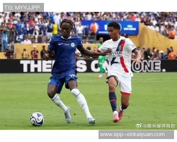进球大战再掀高潮马尤卢闪耀巴黎3比3追平斯特拉斯堡