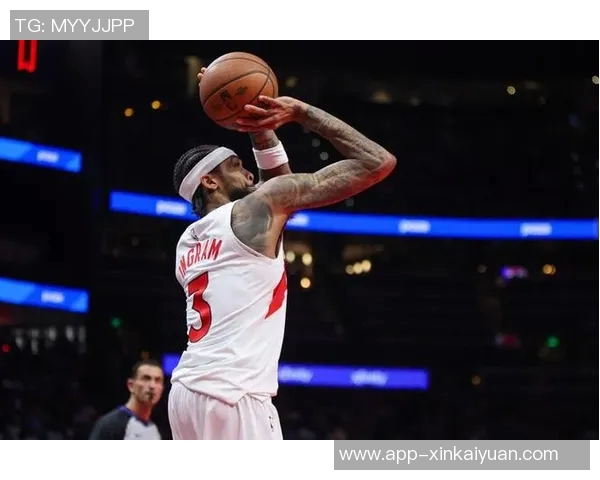 猛龙主帅盛赞英格拉姆进攻与防守双重能力展现出色表现