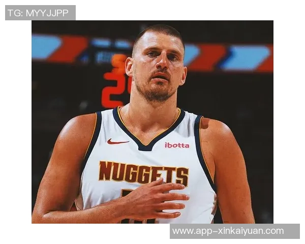 约基奇赛季前14场创历史中锋记录400分150板150助成就辉煌